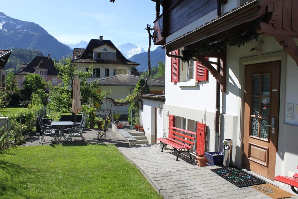 Adventure Guesthouse Interlaken Unterseen Exterior foto